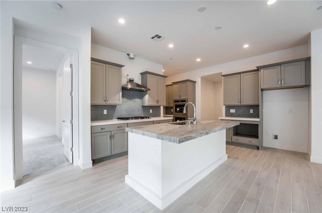 9001 Pinyon Bluff Street