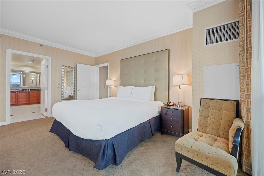 135 E Harmon Avenue Unit: 502