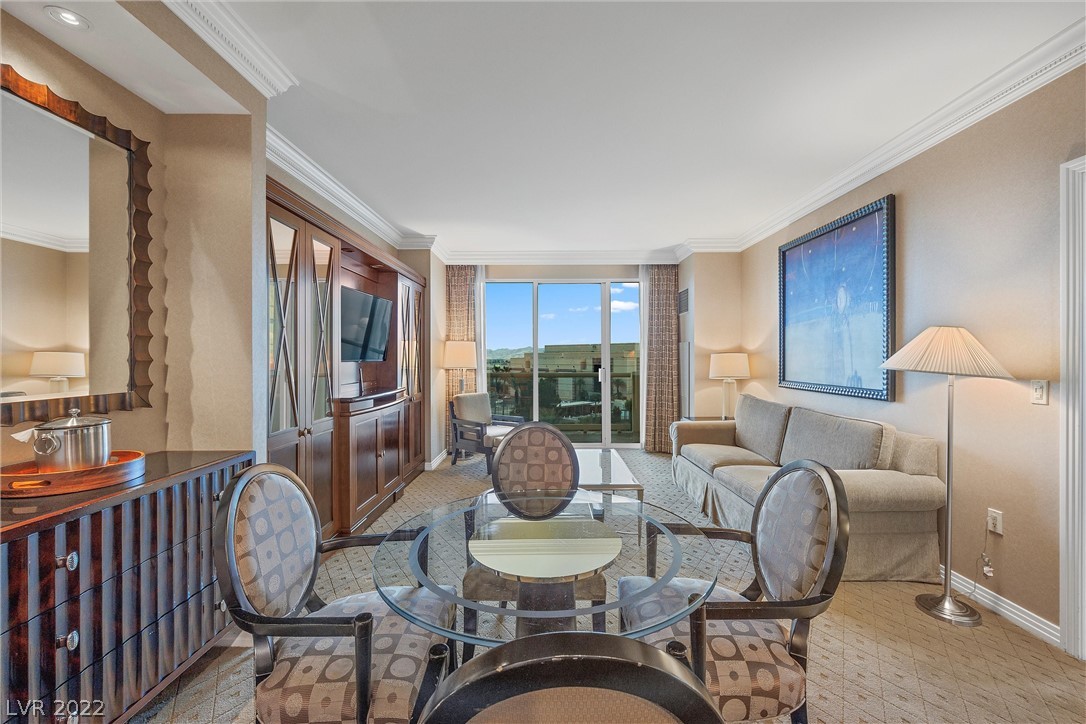 135 E Harmon Avenue Unit: 502