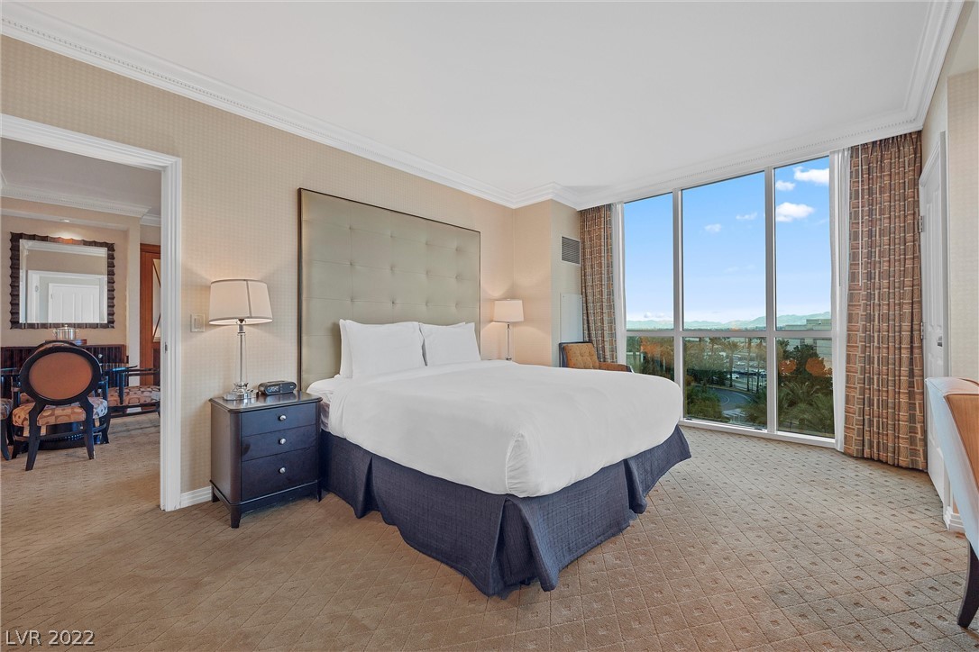 135 E Harmon Avenue Unit: 502