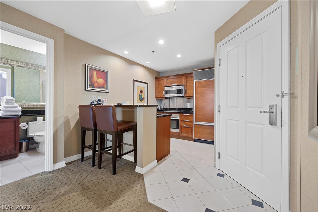 135 E Harmon Avenue Unit: 502