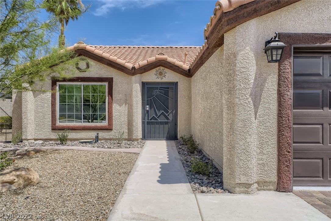 6300 W La Madre Way
