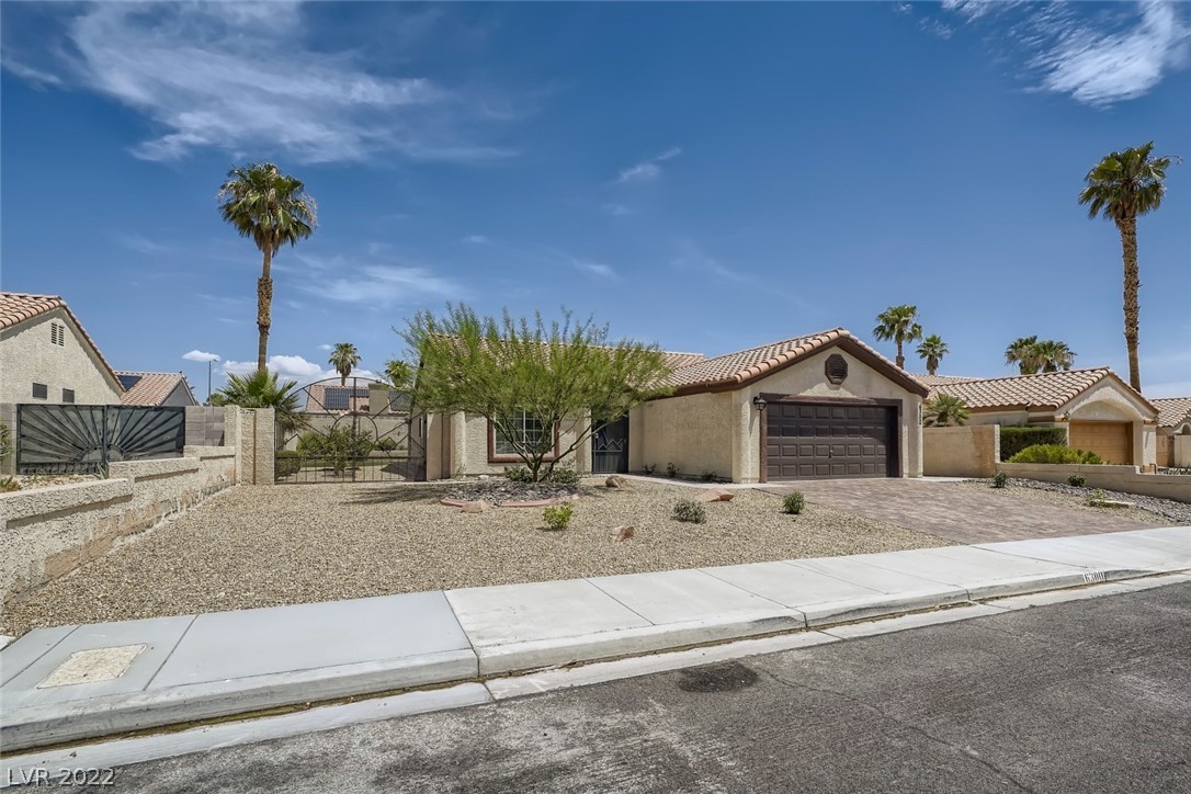 6300 W La Madre Way
