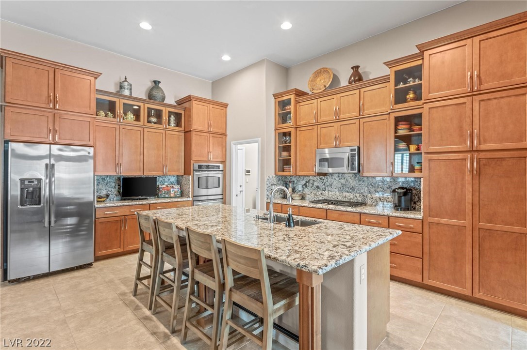 5553 Villa Lucia Court
