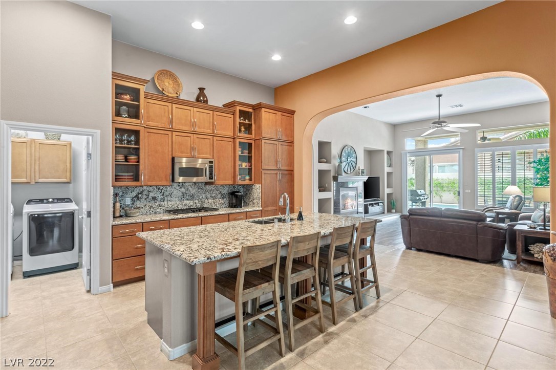 5553 Villa Lucia Court