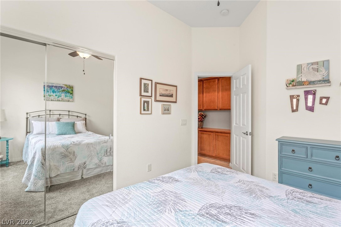 5553 Villa Lucia Court