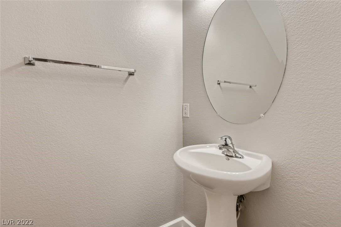 9413 Eagle River Court