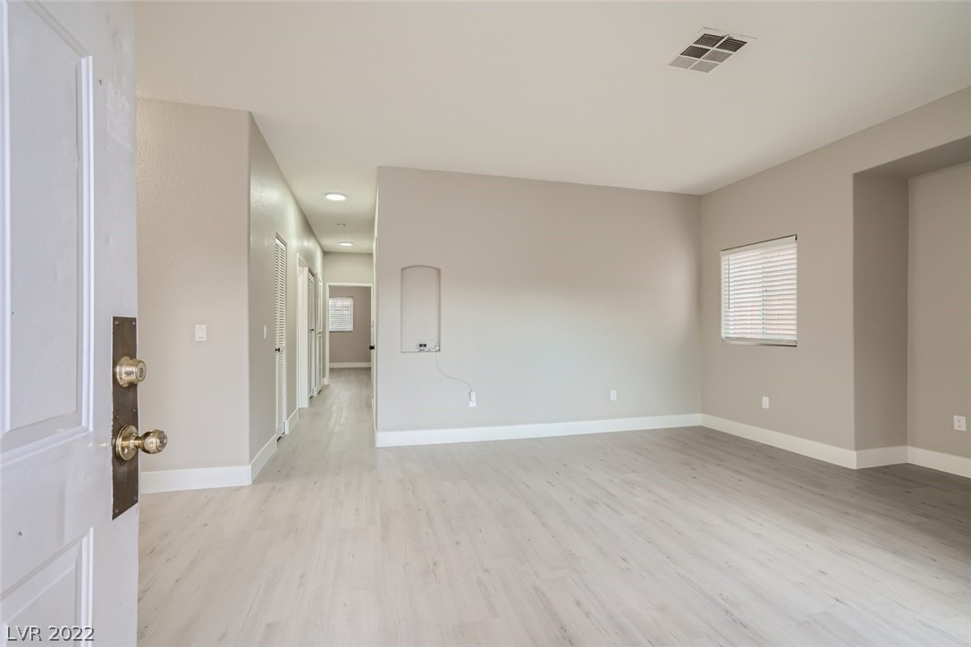 4730 E Craig Road Unit: 1046