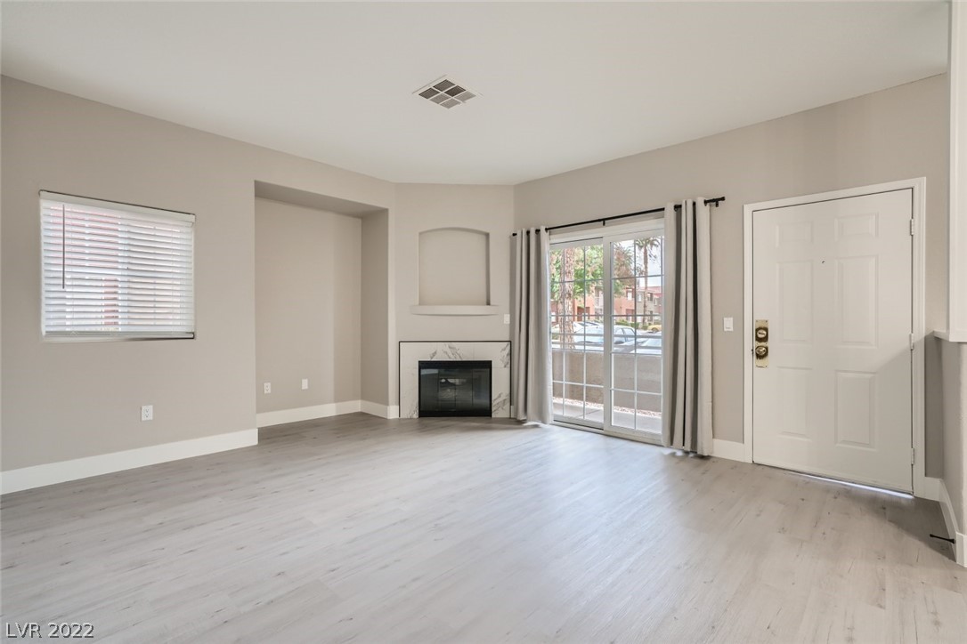 4730 E Craig Road Unit: 1046