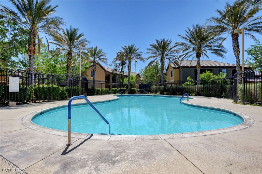 6868 Sky Pointe Drive Unit: 2026