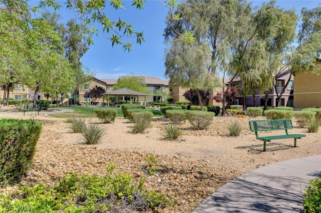 6868 Sky Pointe Drive Unit: 2026