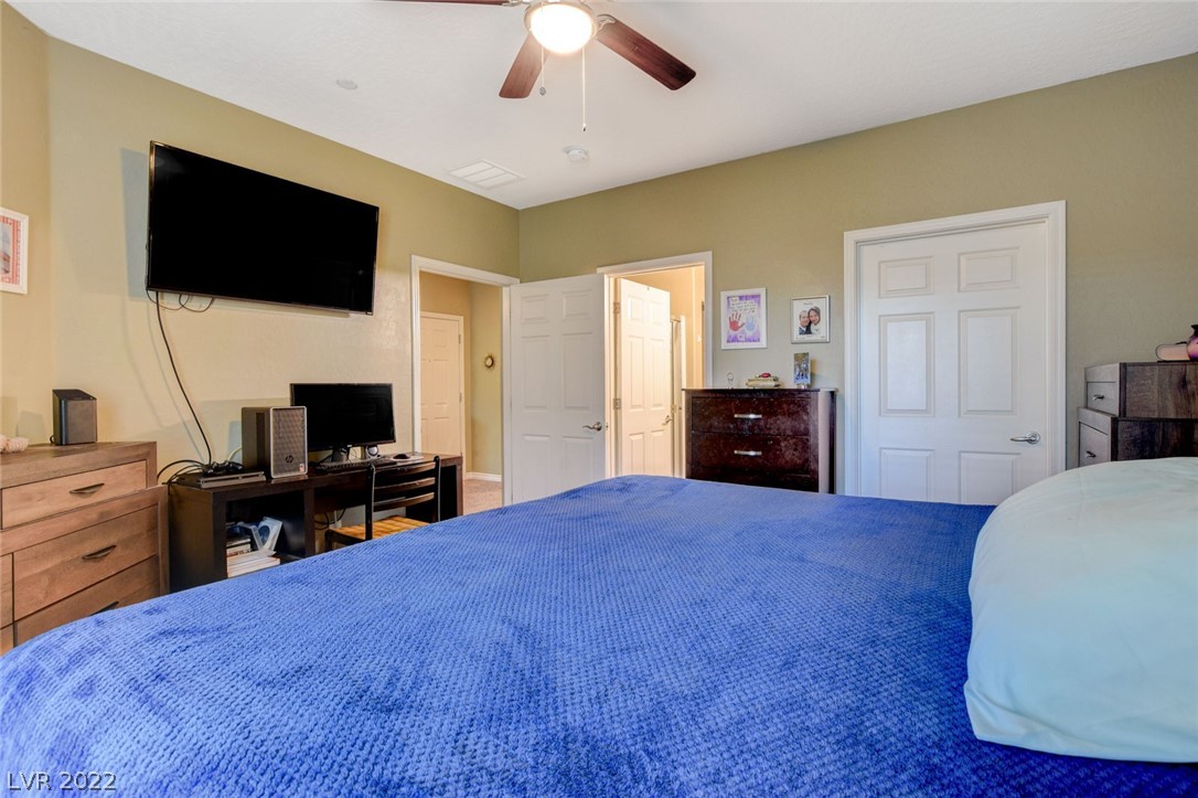 6868 Sky Pointe Drive Unit: 2026