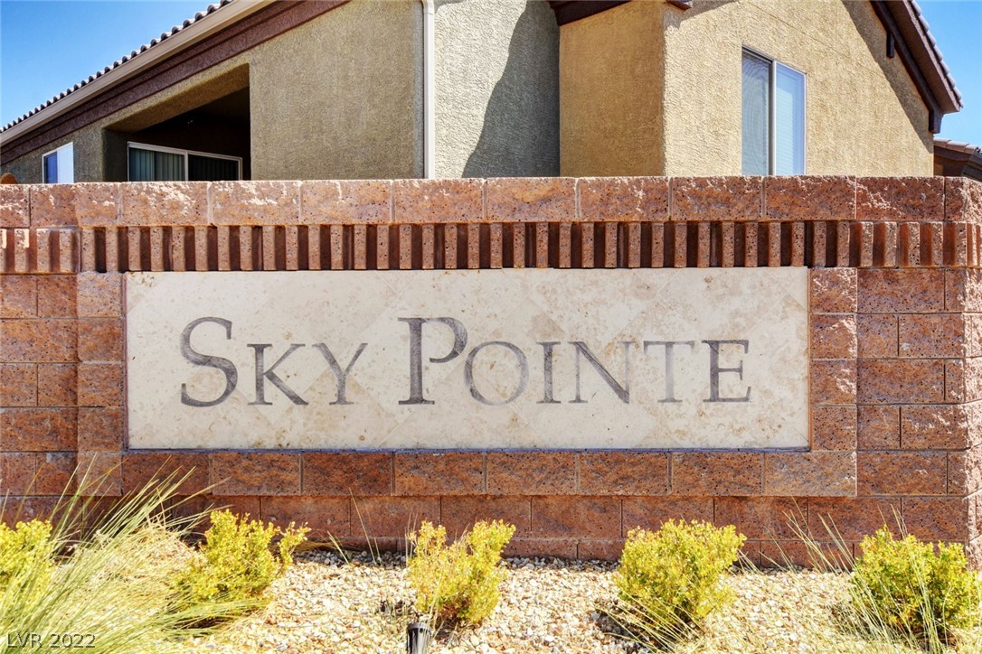 6868 Sky Pointe Drive Unit: 2026
