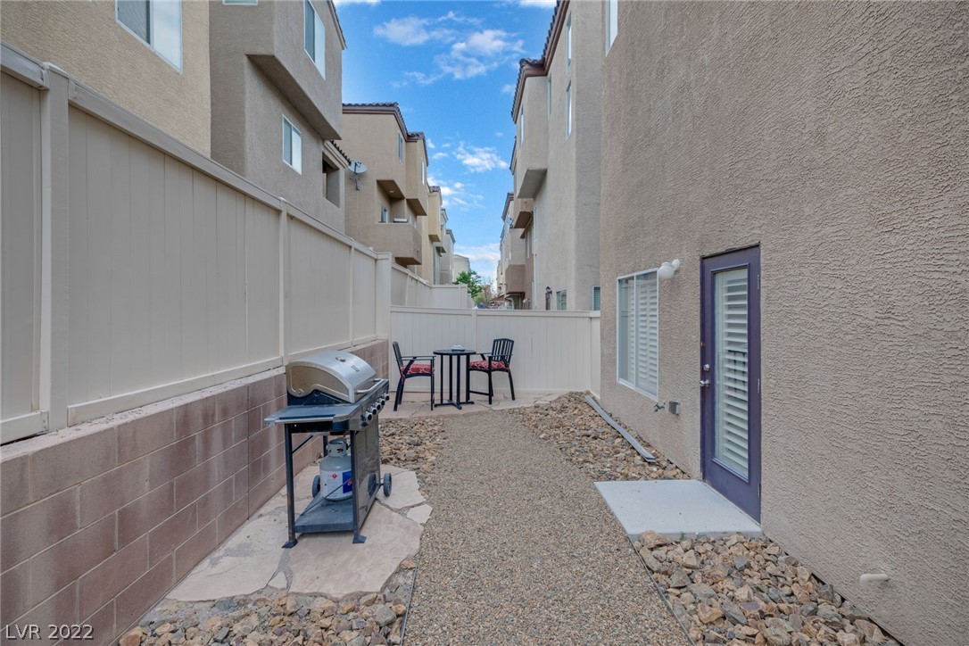 9551 Summer Furnace Street