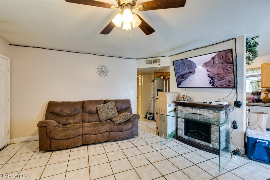 5194 Saratoga Drive