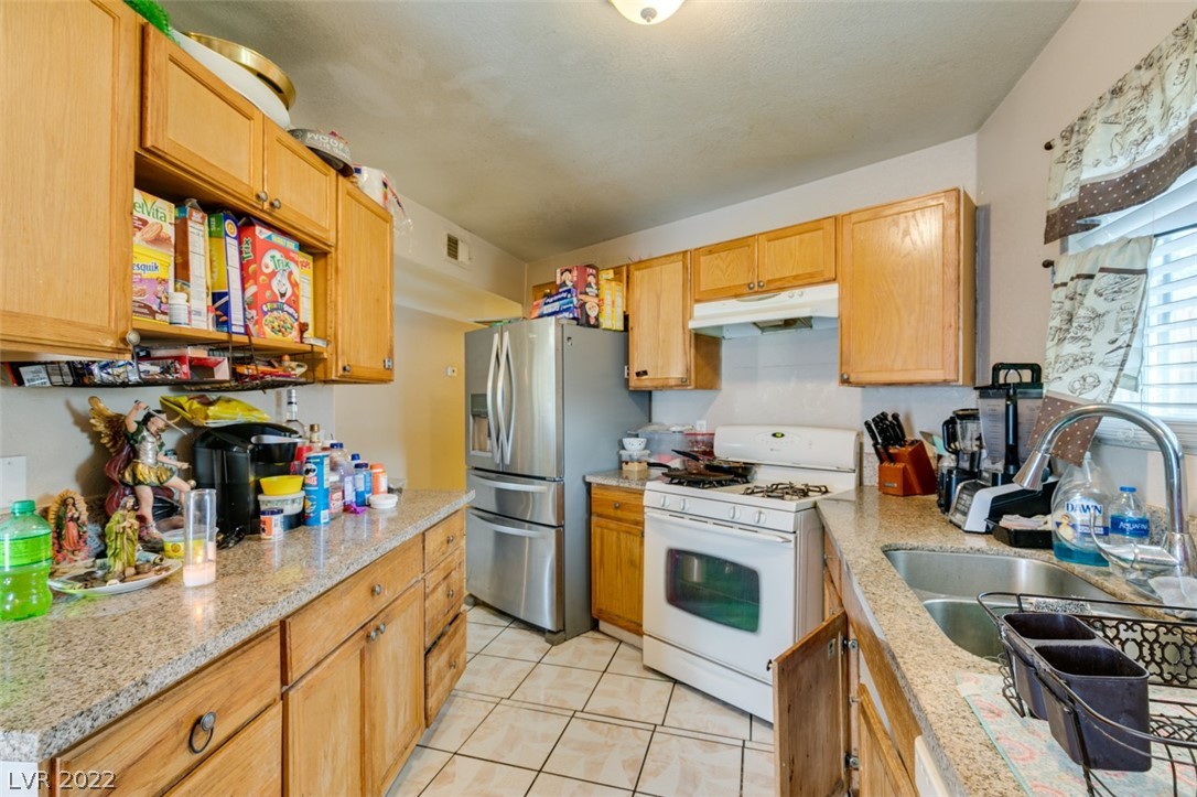 5194 Saratoga Drive