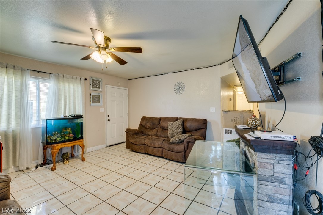 5194 Saratoga Drive