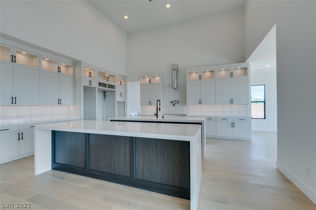 5780 El Royale Court