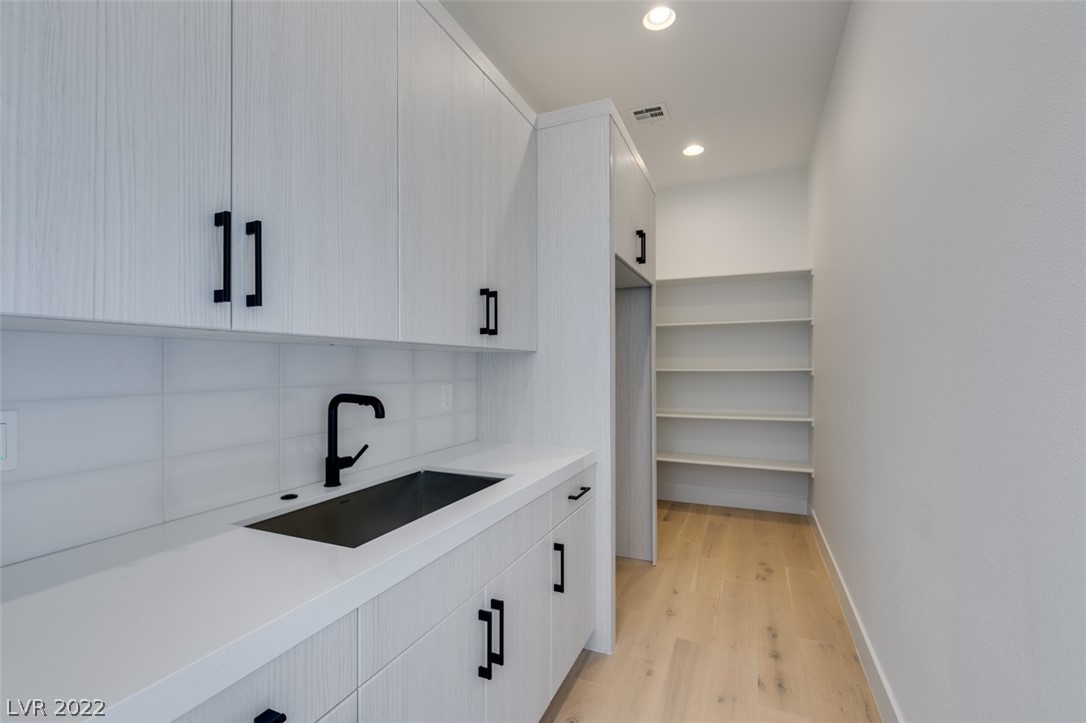 5780 El Royale Court