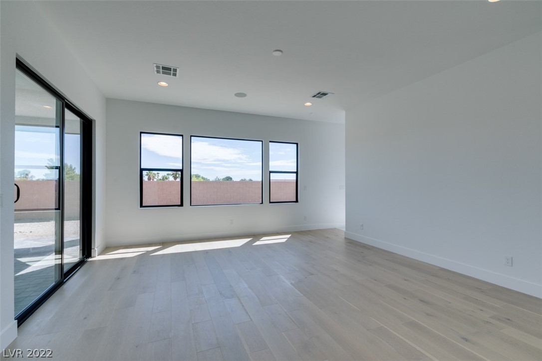 5780 El Royale Court