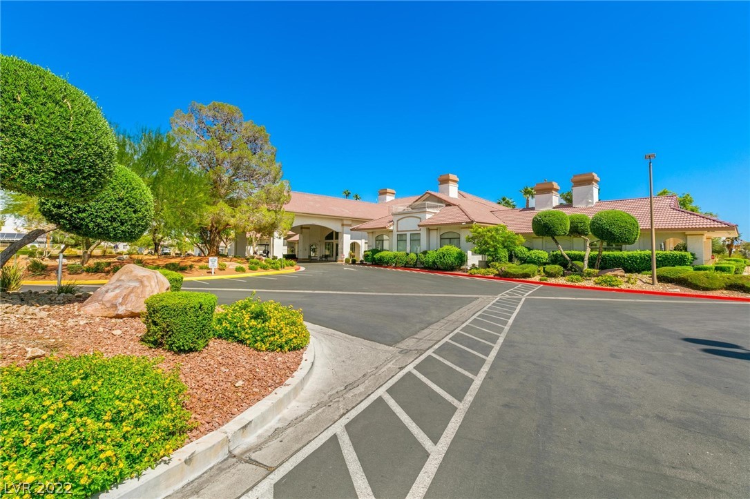 5605 Divot Place