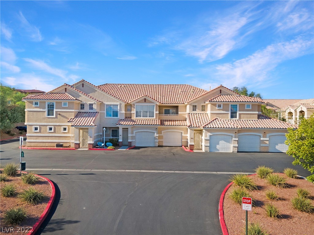5855 Valley Drive Unit: 2183