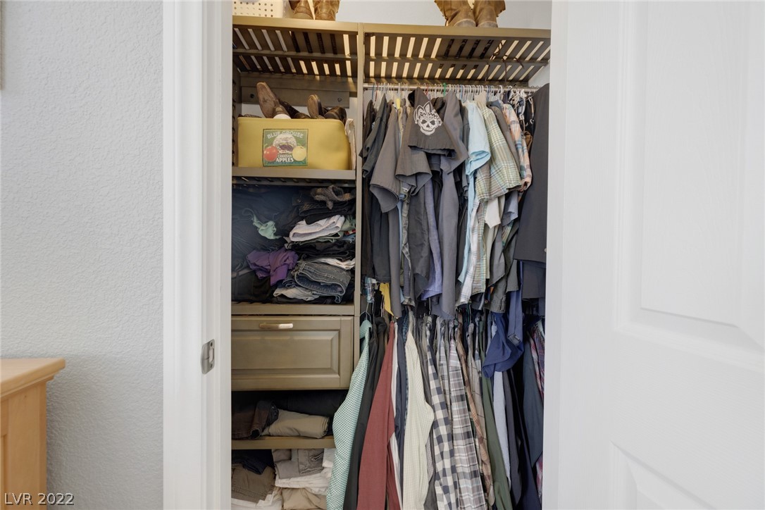 5855 Valley Drive Unit: 2183