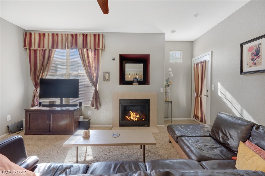 5855 Valley Drive Unit: 2183