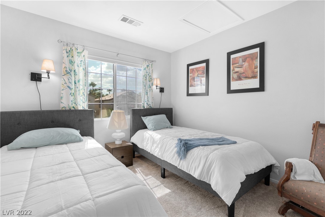 1246 Emerald Crest Street