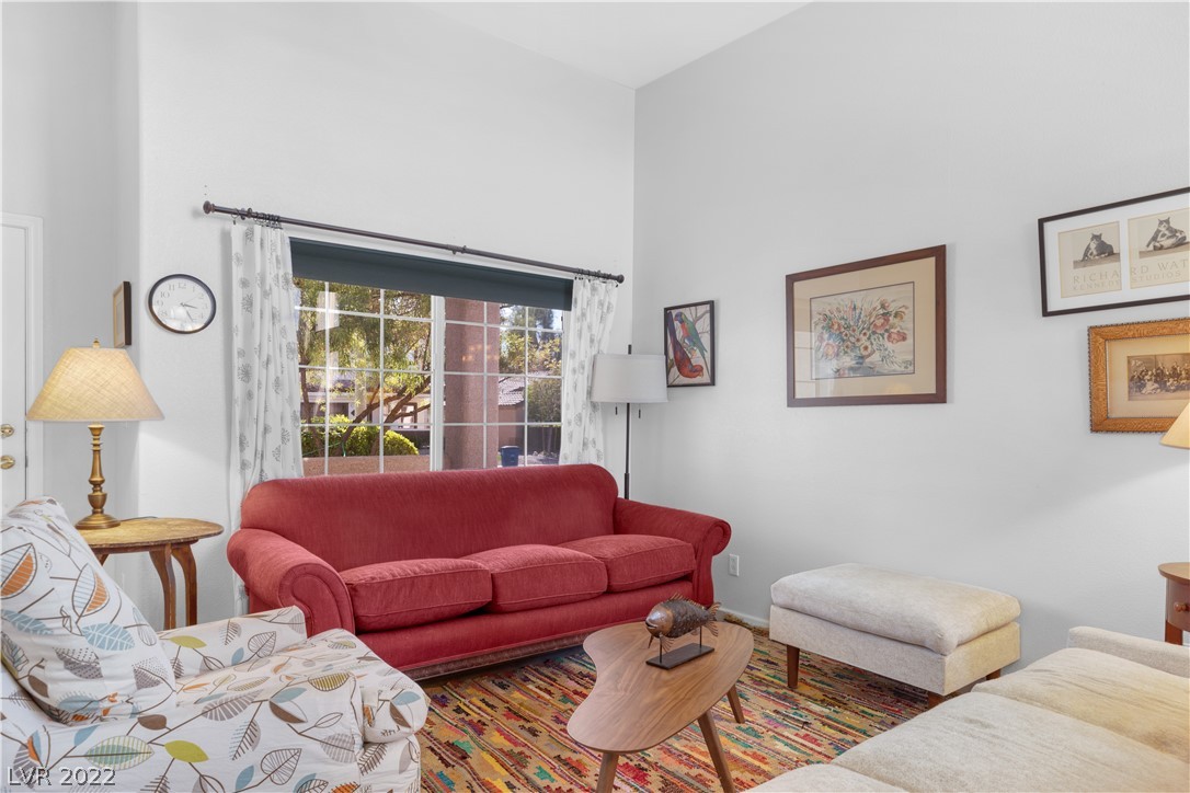 1246 Emerald Crest Street