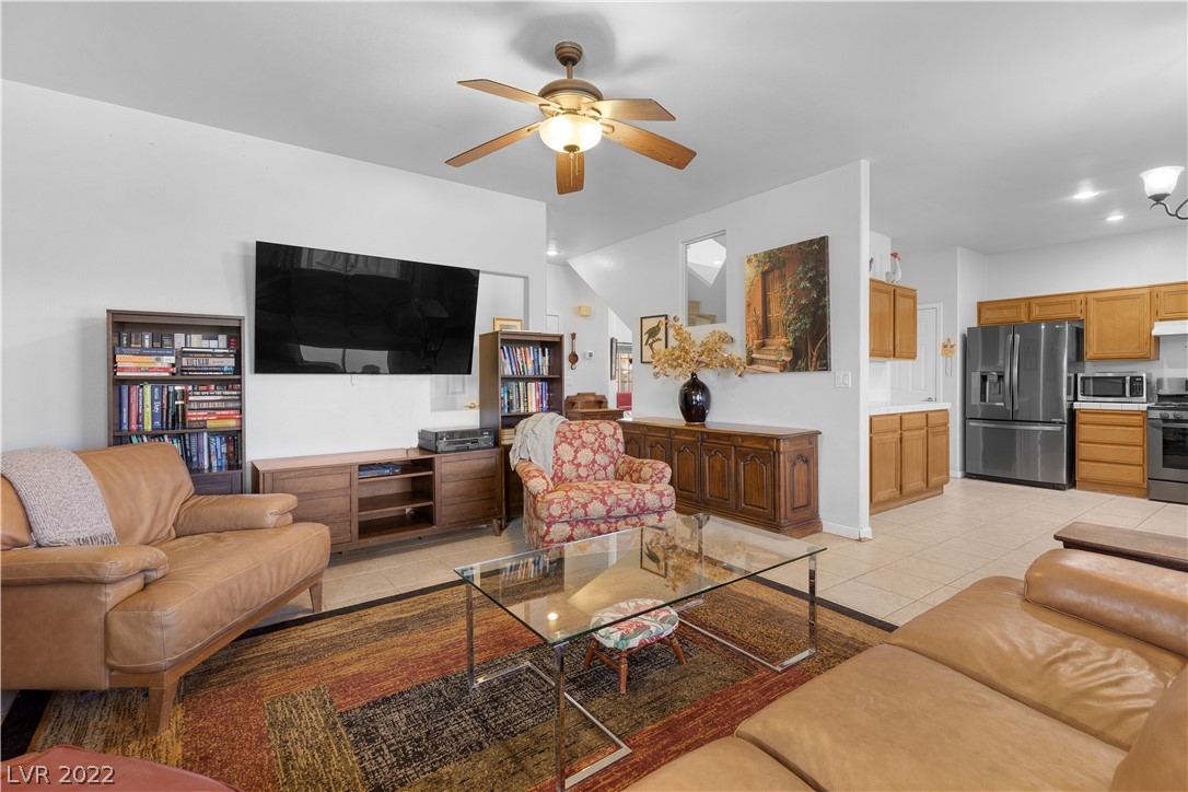 1246 Emerald Crest Street