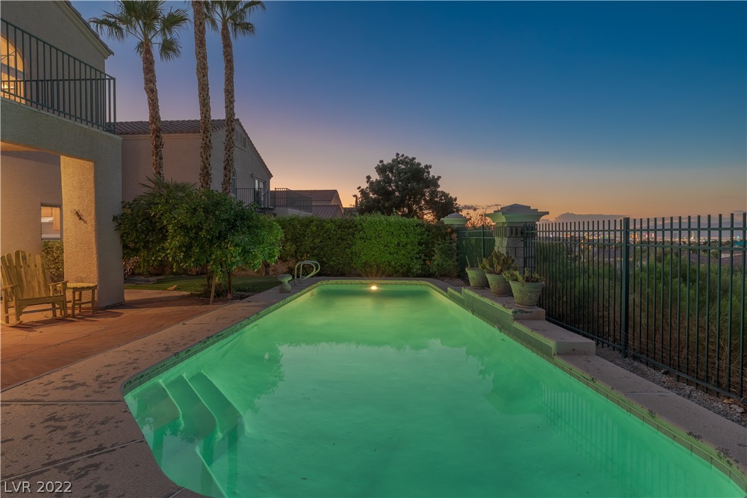 1246 Emerald Crest Street