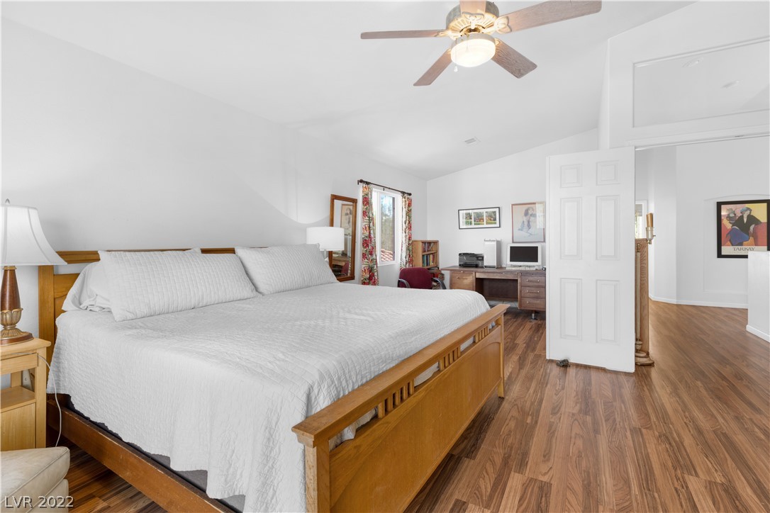 1246 Emerald Crest Street