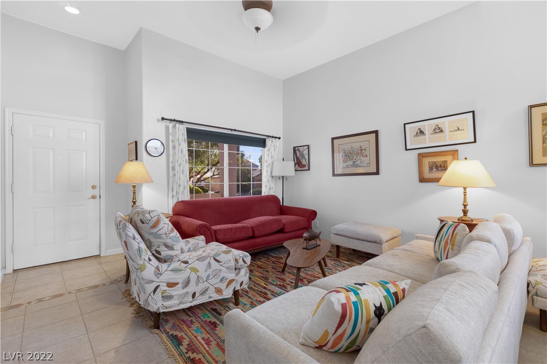 1246 Emerald Crest Street