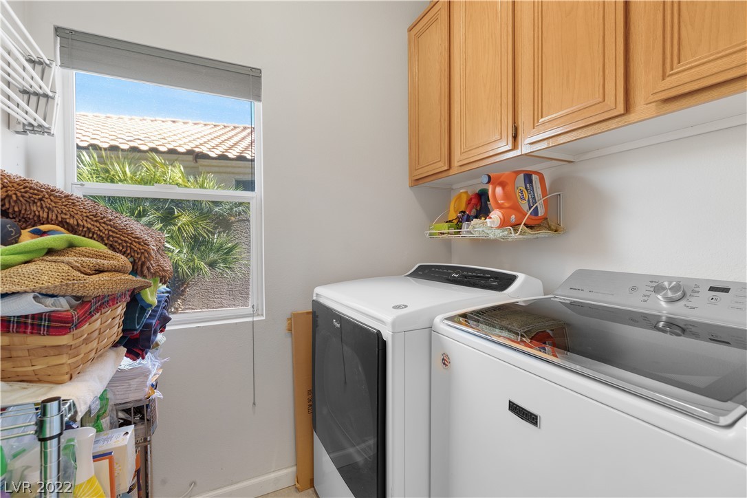 1246 Emerald Crest Street