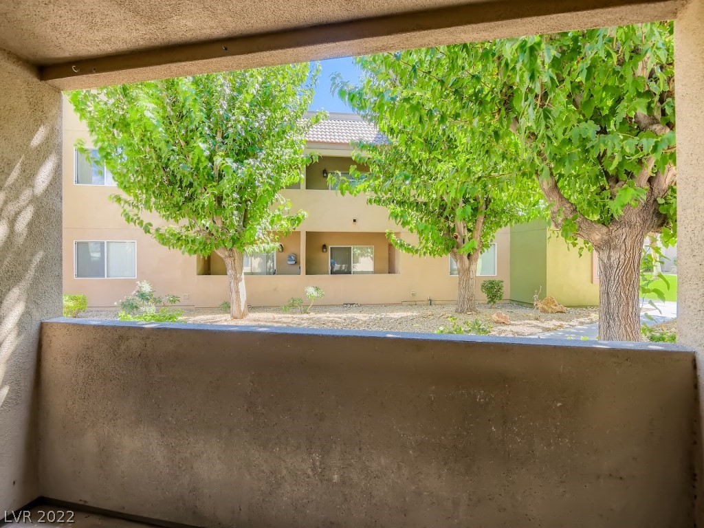 1852 N Decatur Boulevard Unit: 104