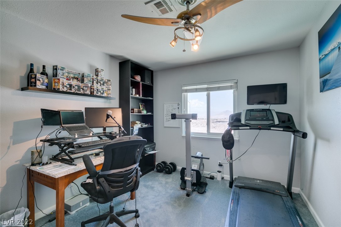523 Oakwood Court