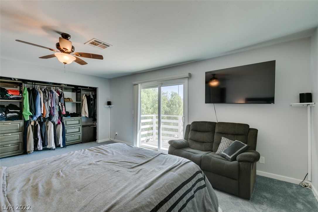 523 Oakwood Court