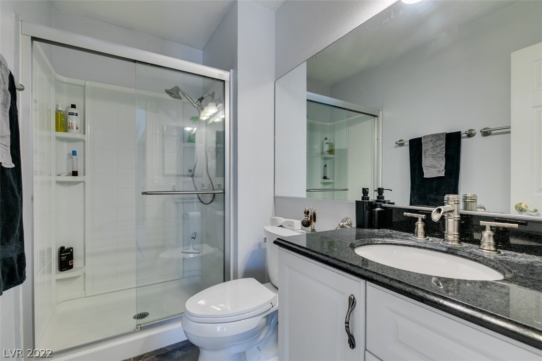 523 Oakwood Court