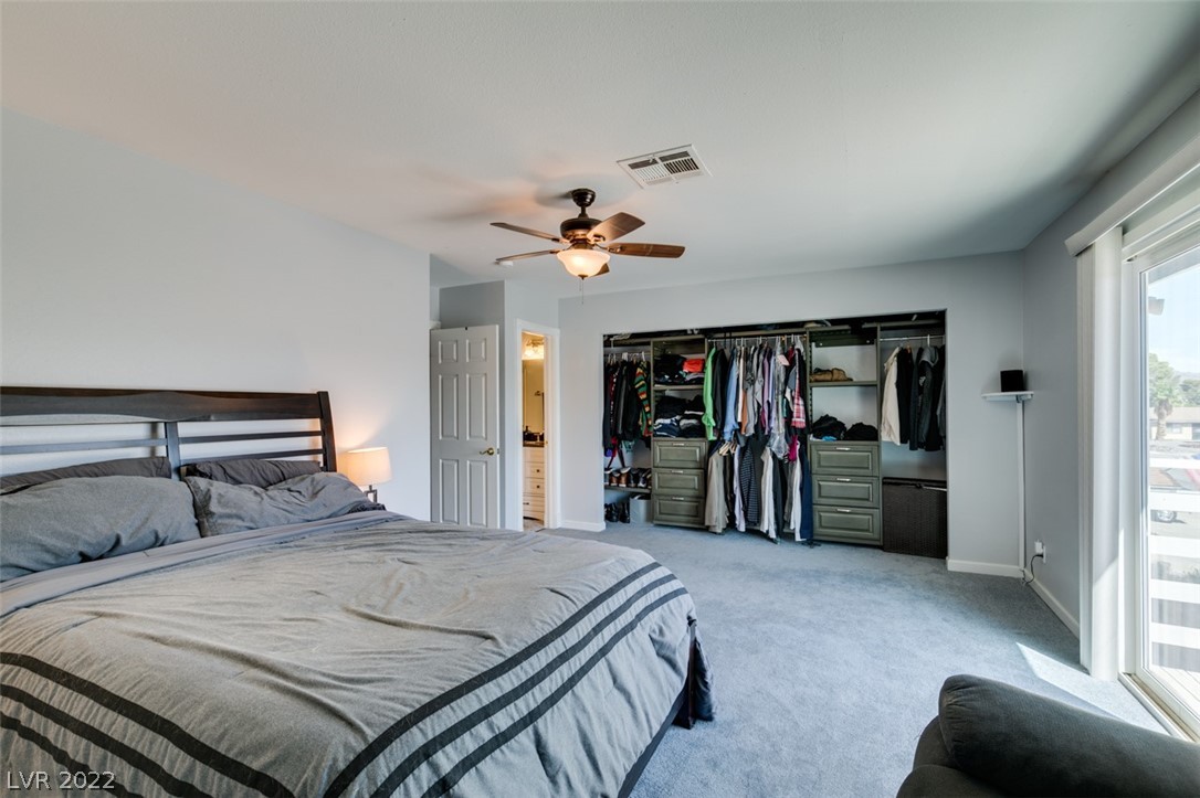 523 Oakwood Court