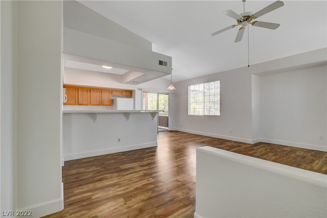 7724 Constanso Avenue Unit: 203