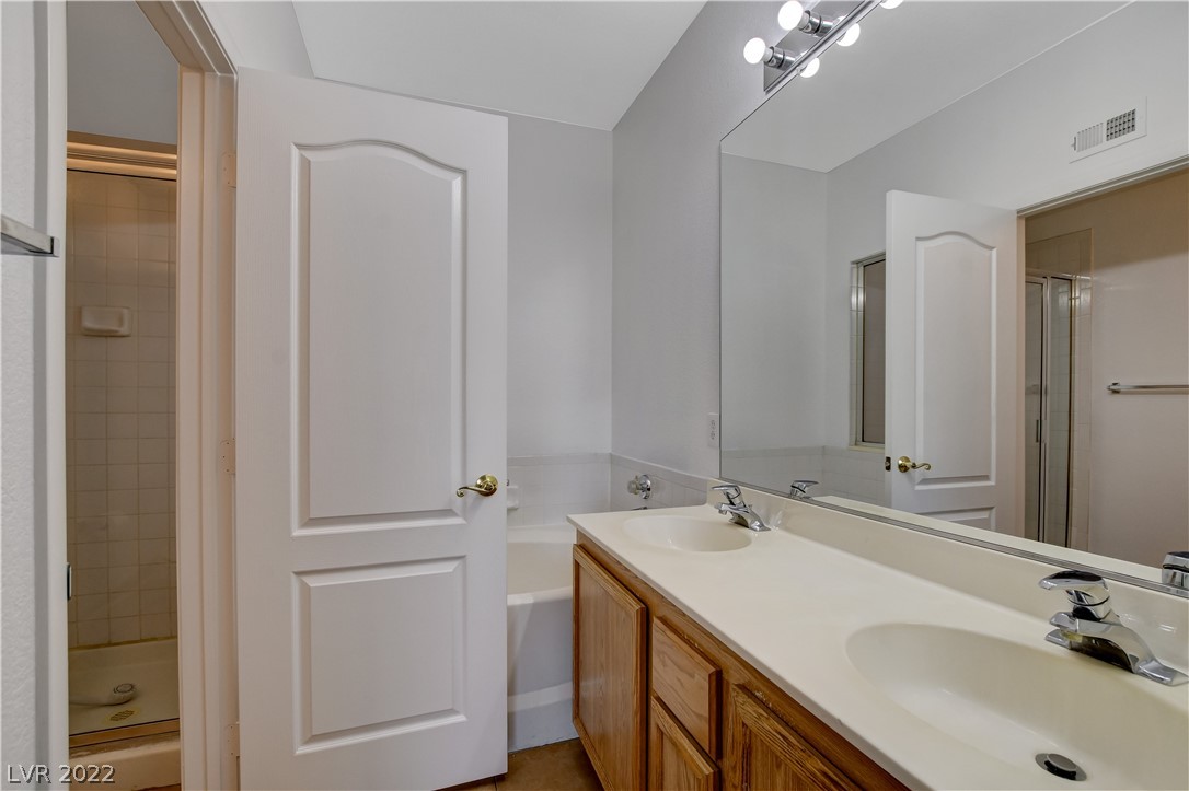 7724 Constanso Avenue Unit: 203