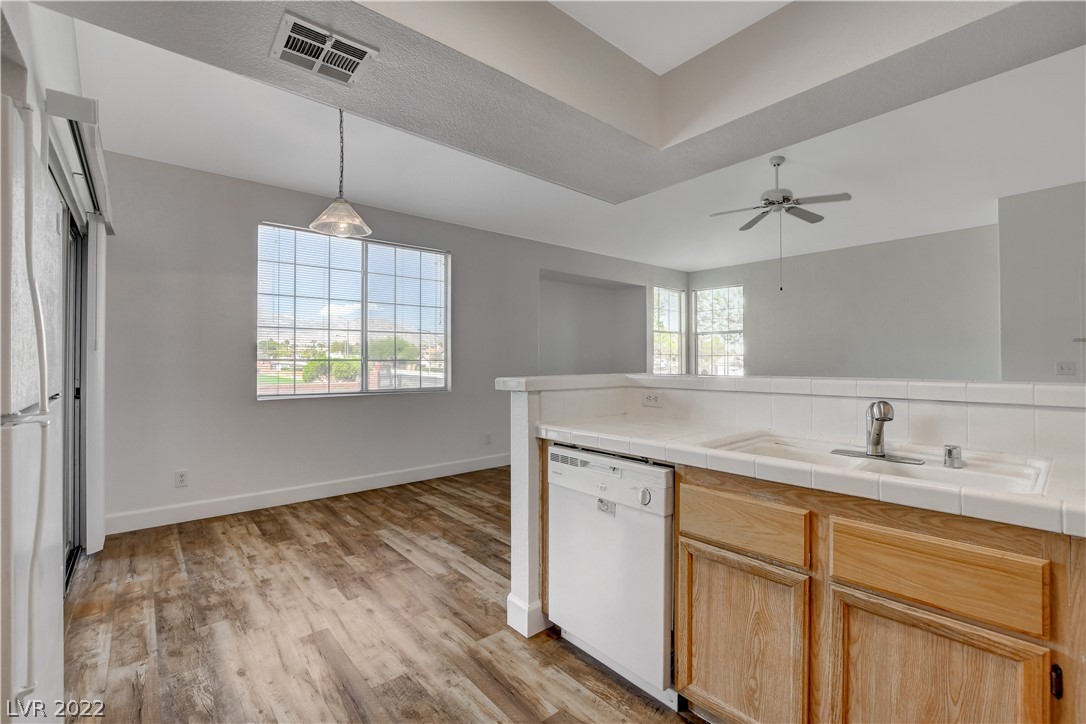 7724 Constanso Avenue Unit: 203