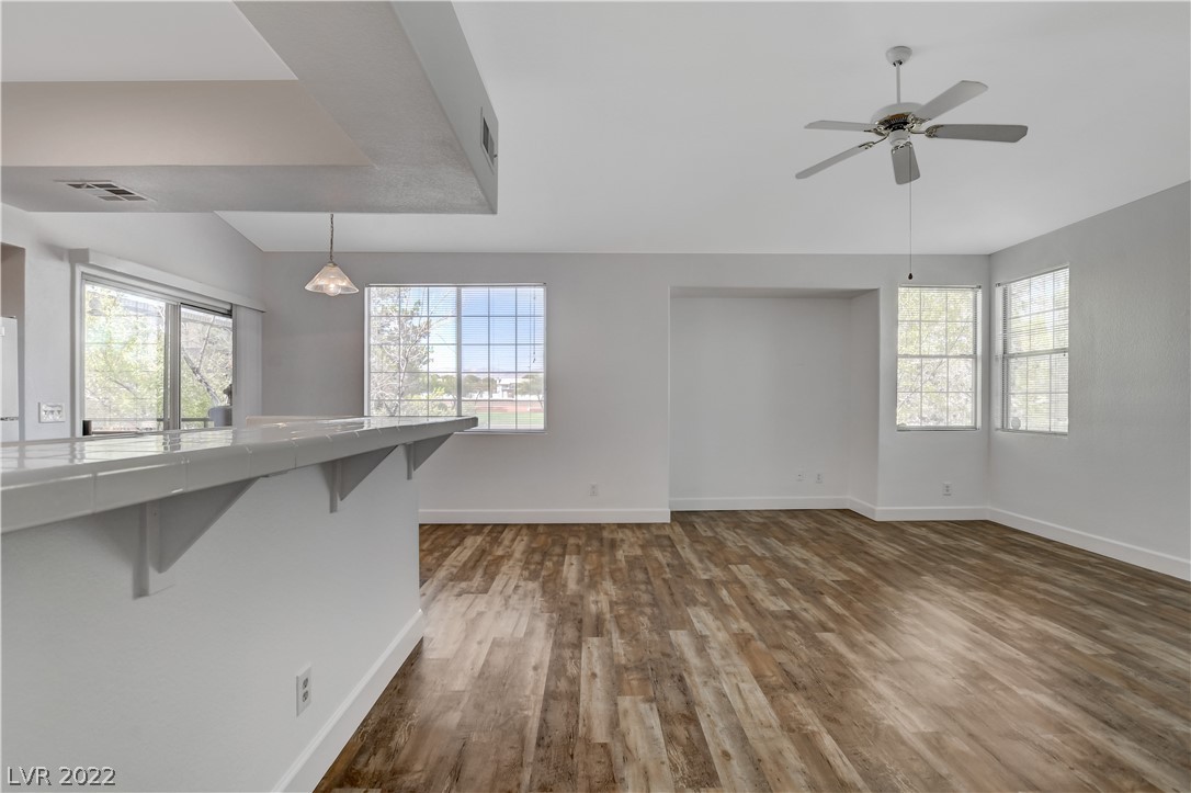 7724 Constanso Avenue Unit: 203