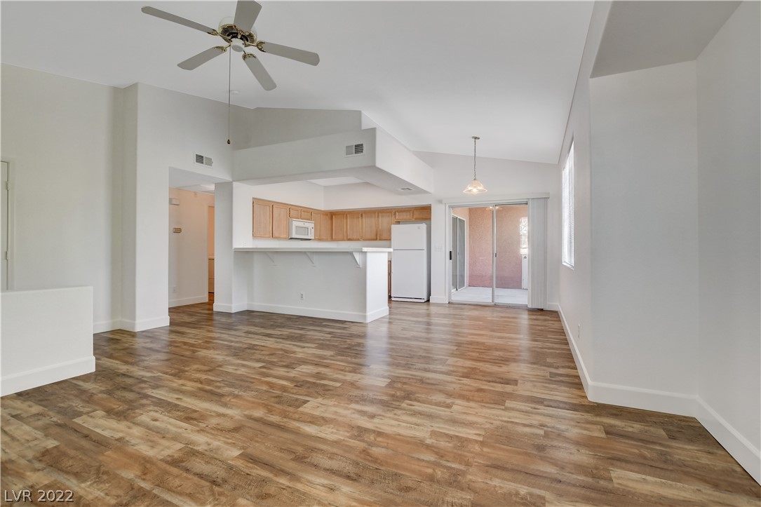 7724 Constanso Avenue Unit: 203