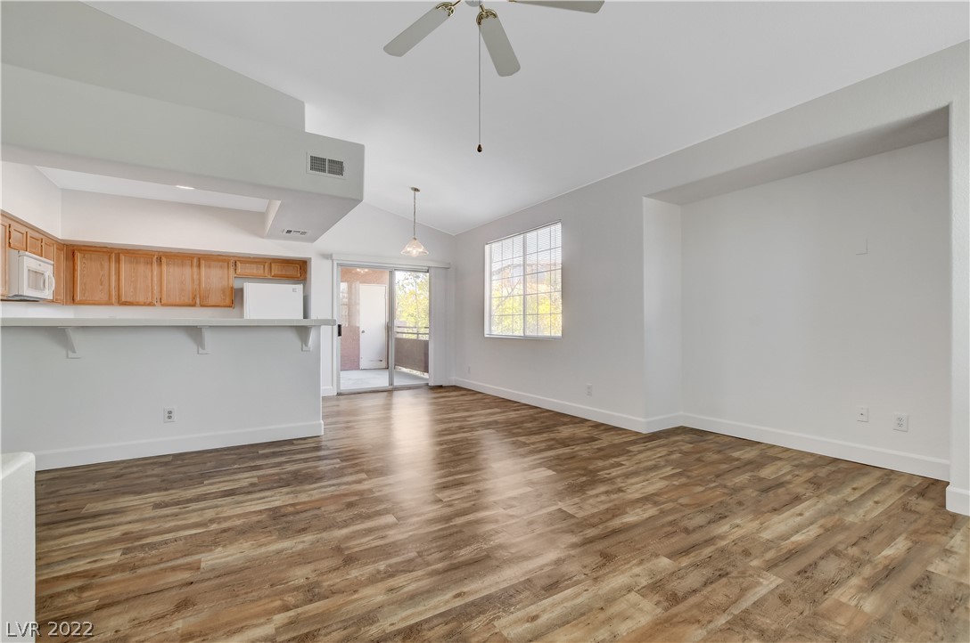 7724 Constanso Avenue Unit: 203