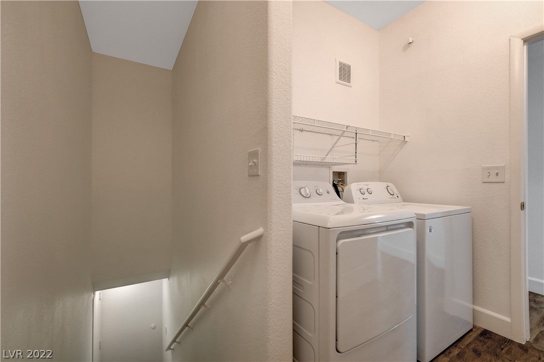 7724 Constanso Avenue Unit: 203