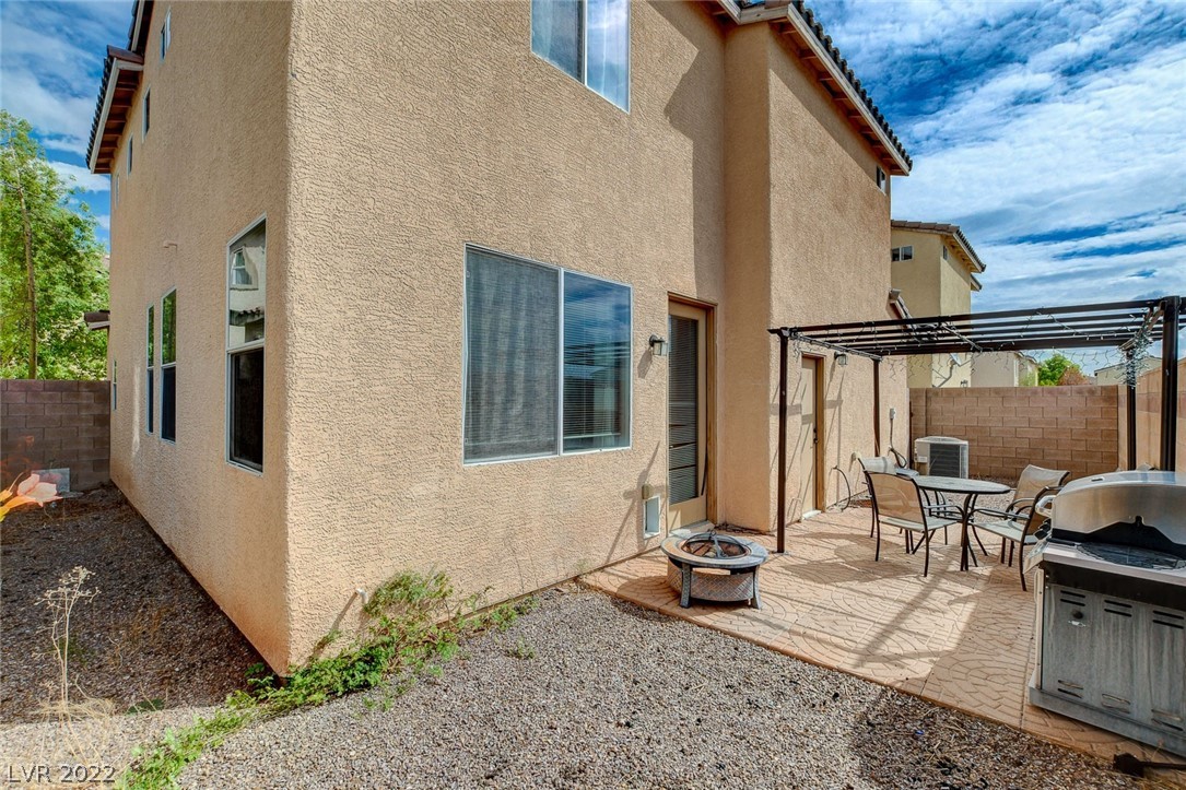 8343 Lower Trailhead Avenue