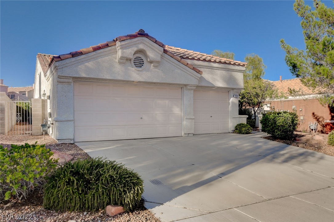 7824 Summer Harvest Avenue