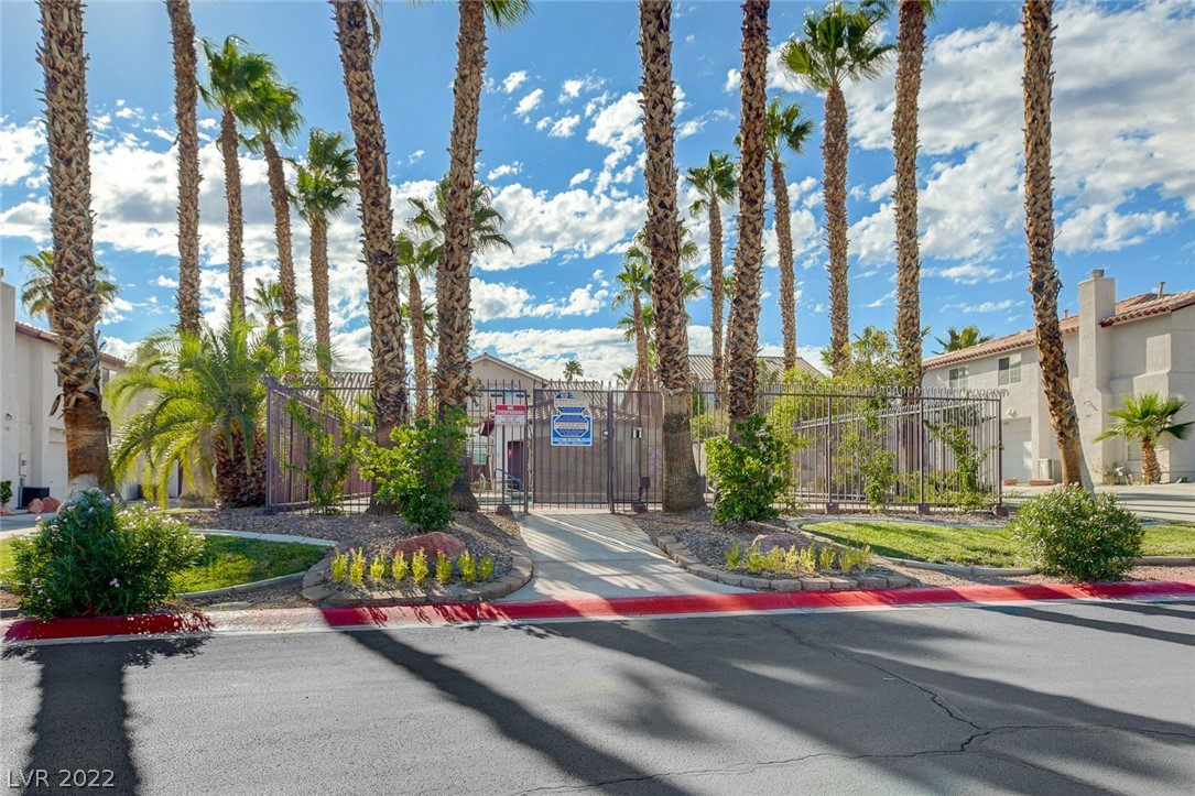 3910 Starfield Lane